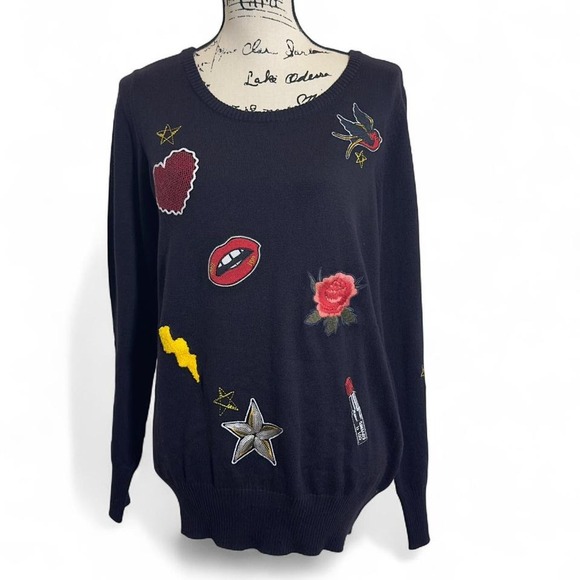 Torrid Sweater‎ - Picture 1 of 8